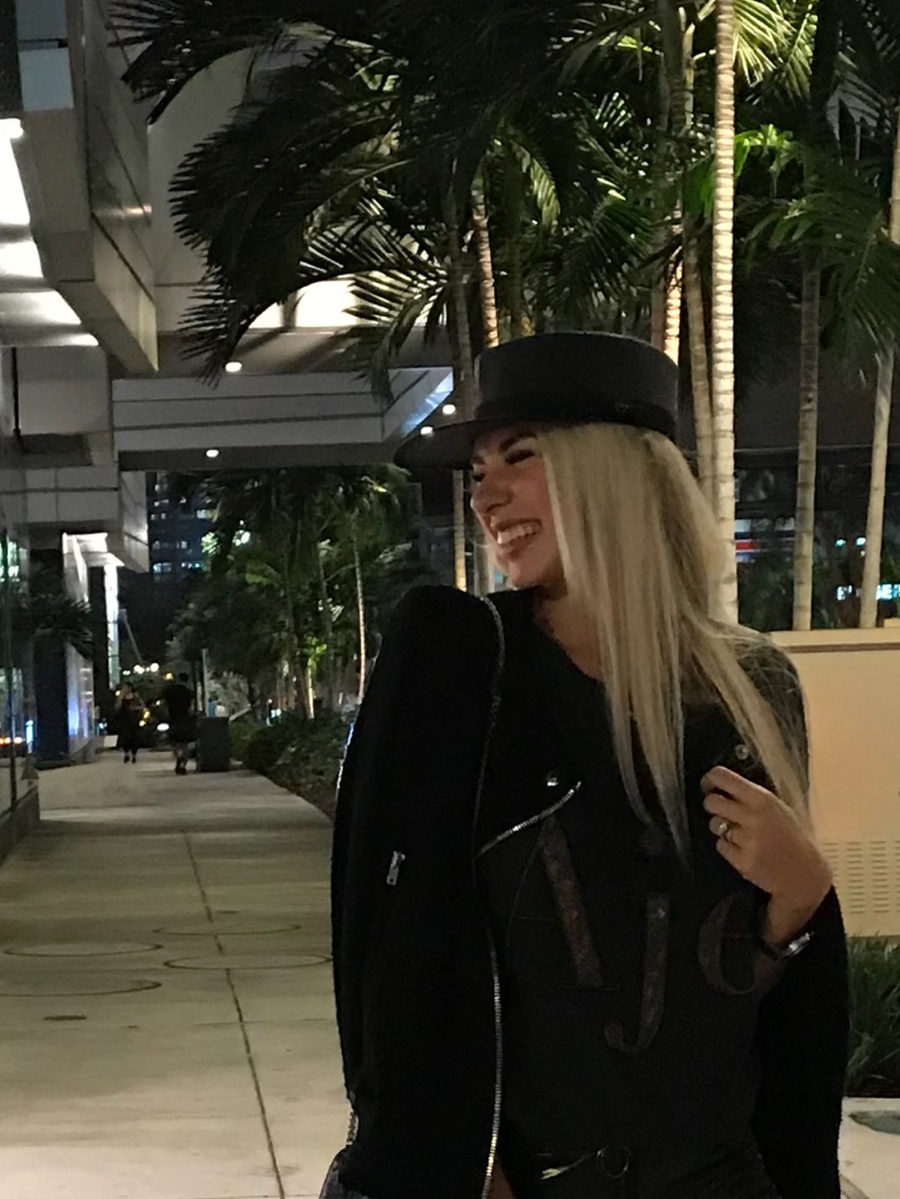 Women's Black Structured Wool Blend Hat